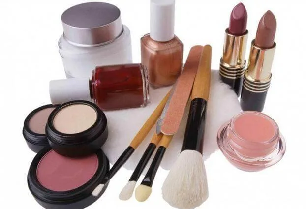 Kosmetik Yang Aman Untuk Wajah Berjerawat