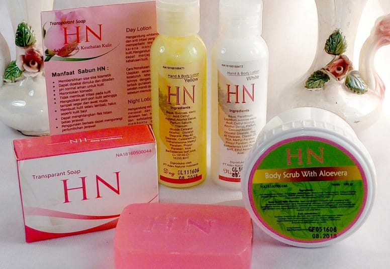 Paket Kosmetik HN