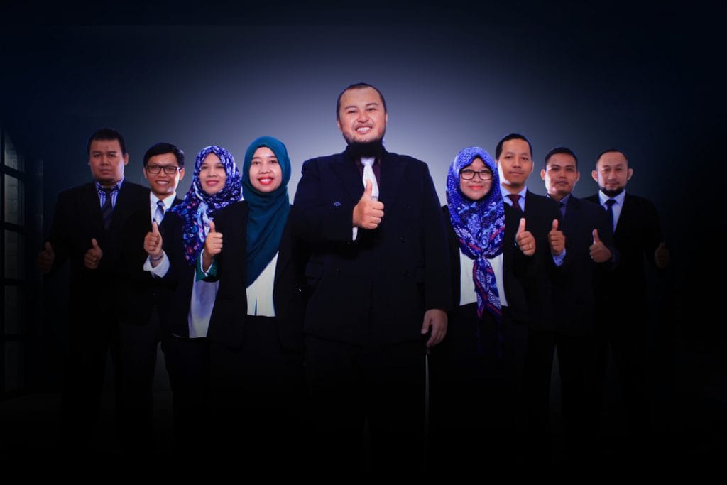pimpinan dan tim karyawan pt adev natural indonesia